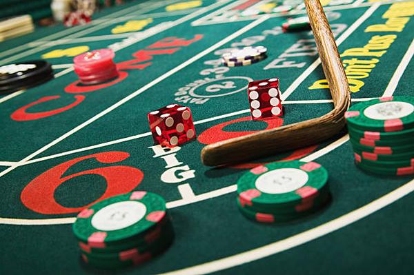 Explore Innovative Baccarat Table Interfaces With 바카라사이트