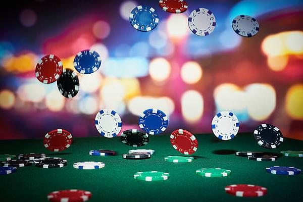 Key Factors to Consider When Comparing online casinos Singapore