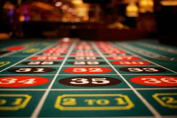 Explore Cascading Slot Reels with ネットカジノ Gaming Options